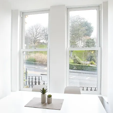 Host & - Park View Apartment
